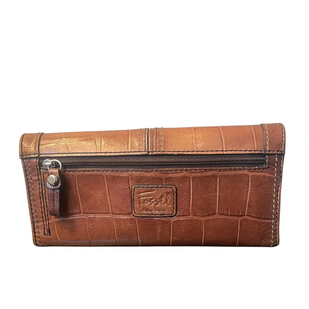 Fossil Vintage Brown Crocodile Embossed Wallet - Picture 3 of 12